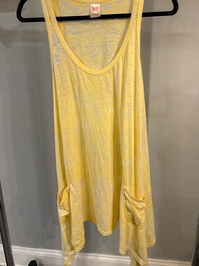 Freeloader Yellow Pocket Swing Tank size medium